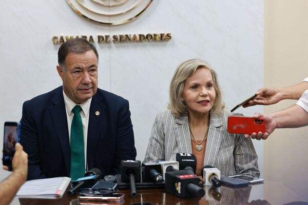 Bloque disidente de Lilian Samaniego rechaza permiso de Hernán Rivas y buscarán la pérdida de investidura