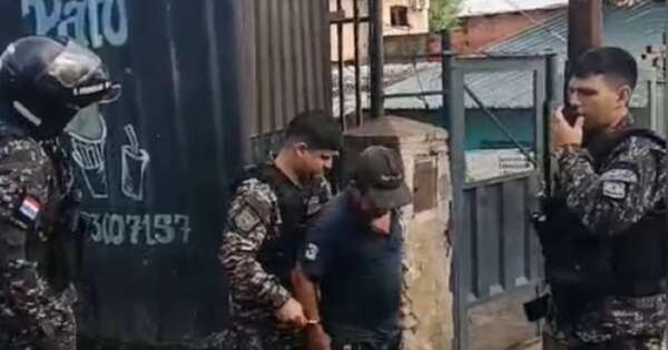 Diario HOY | Hombre con 4 órdenes de captura por homicidio fue detenido cerca del Parque Caballero