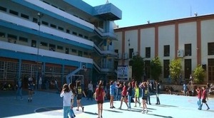 Catean a alumnos para el ingreso al Salesianito ante amenazas de tiroteos por retos virales - ADN Digital