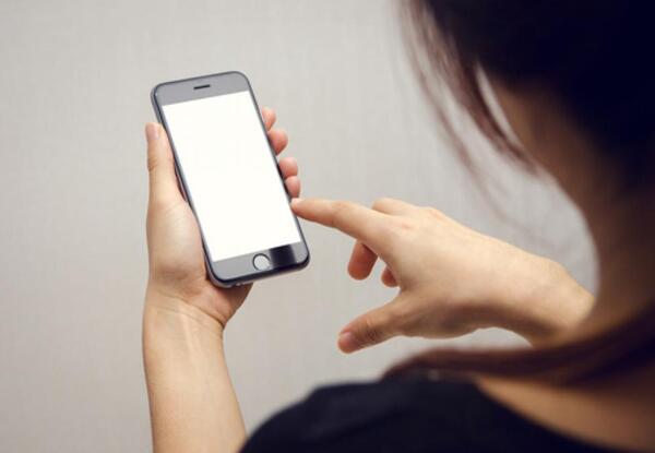 El teléfono puede revelar fobia social o timidez extrema