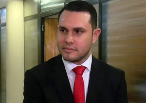 Senado blinda a Rivas con un permiso inconstitucional - Noticiero Paraguay