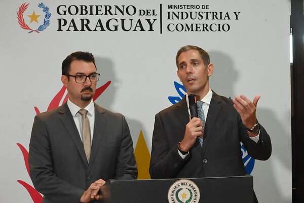 AUDIO: Caen acuerdos con marcas premium por polémica sobre el cuero paraguayo e industria enfrenta pérdidas - La Primera Mañana - ABC Color