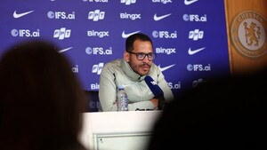 El equipo de Diego Gómez rajó al técnico del Chelsea