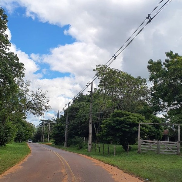 ANDE amplía y moderniza red de distribución eléctrica en Santa Rosa - ADN Digital