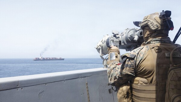 Irán rechaza reabrir Ormuz mientras siga el bloqueo naval de sus puertos