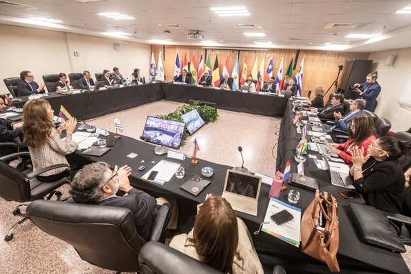 Peña participará hoy en cumbre de fiscales y luego inaugurará subestación en el Este - ADN Digital