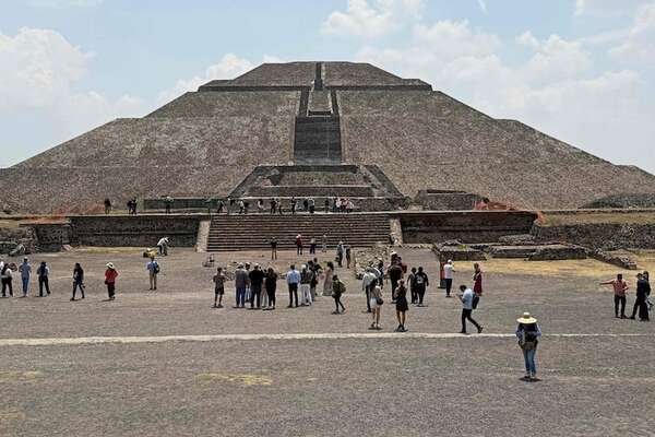 Tras ataque armado, pirámides de Teotihuacán vuelven a recibir visitantes - Viajes - ABC Color