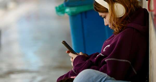 La Nación / Turquía: aprueban prohibición de redes sociales para menores de 15 años