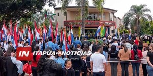 CAMBYRETÁ CELEBRA 80 AÑOS CON DESFILE CÍVICO ESTUDIANTIL