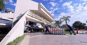 La Nación / Ingresaron 16 migrantes en condición de estadía transitoria desde EE. UU.