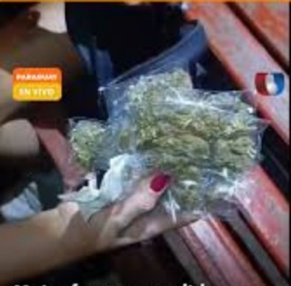 Detienen a joven con 21 dosis de marihuana en una plaza de Asunción