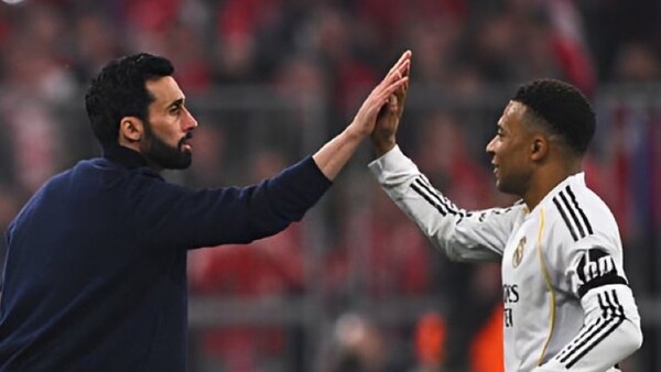 Arbeloa le resta importancia al like de Mbappé a Mourinho