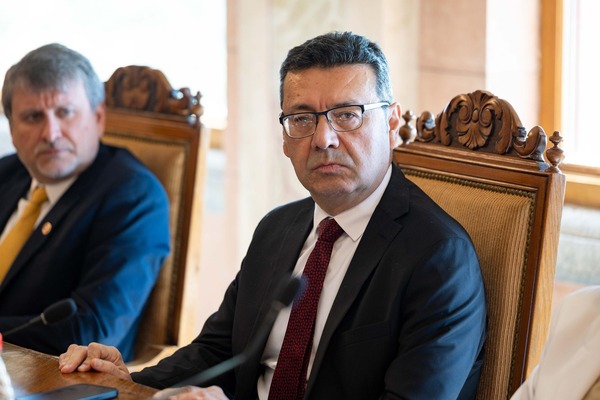 D’Ecclesiis frena debate sobre dupla de Alliana y pide enfocarse en municipales - El Trueno