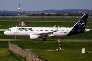 Nueva tarifa básica de Lufthansa: cobrará por equipaje de mano - Viajes - ABC Color