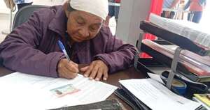 La Nación / Pensión universal suma 11.000 adultos mayores y alcanza 370.000 beneficiarios