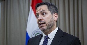 Latorre avanza con respaldo seccionales  y desafía al bloque de gobernadores