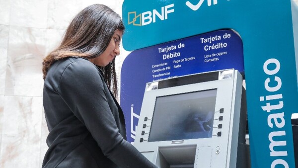 Inician pagos en la función pública y este jueves deben cobrar adultos mayores