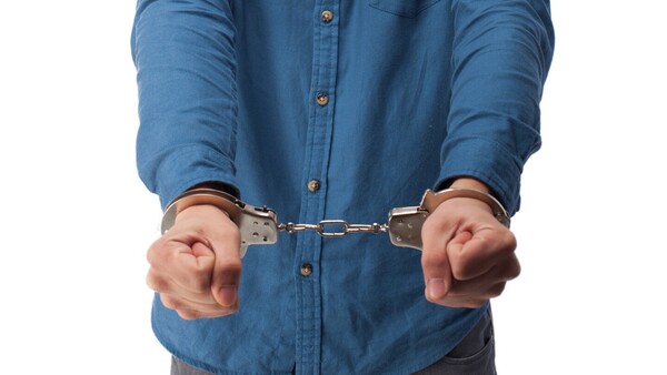 Abogado cae por estafa de G. 8 millones con firma falsa de un juez