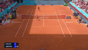 Las dos genialidades de Vallejo en su victoria sobre Dimitrov en el Masters 1000 de Madrid