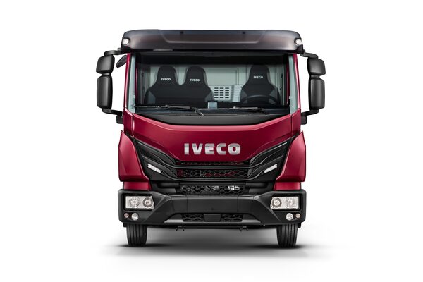 IVECO Tector se renueva: Evolución en diseño y confort para el transporte de carga - Amigo Camionero