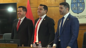 Latorre responde a Nenecho y le dice que no caminará con corruptos