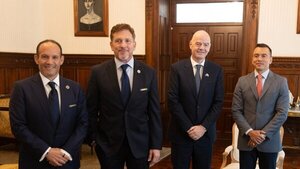 Alejandro Domínguez se reúne con el presidente de Ecuador y la FIFA