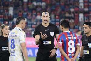 Autoridades arbitrales de la 18ª ronda del torneo Apertura - Fútbol - ABC Color