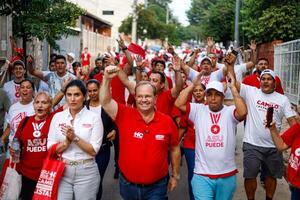 Fuerte despliegue de Camilo Pérez en San Vicente con respaldo de la seccional 12 - ADN Digital