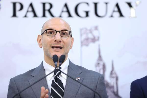 EE.UU. quiere que Paraguay “comparta el trabajo” de devolver migrantes a sus países, dice Alter  - Política - ABC Color