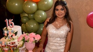 El festejo de Selene Fiorella en Areguá