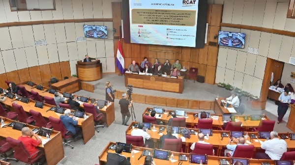 Debaten nueva fórmula para el salario mínimo