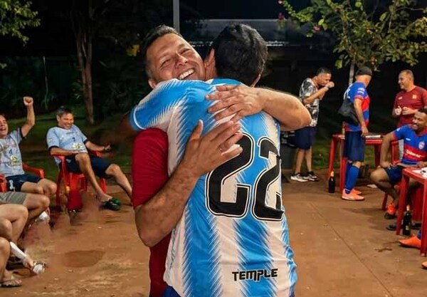 Sin protocolos: La estrategia de cercanía de Oscar “Melli” González en el corazón de Hernandarias | DIARIO PRIMERA PLANA