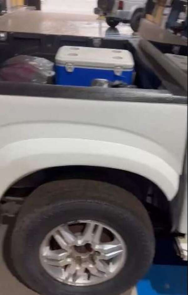 Susto para nuevo presidente de IPS: detectan fallas en camioneta que lo trasladaba - Nacionales - ABC Color