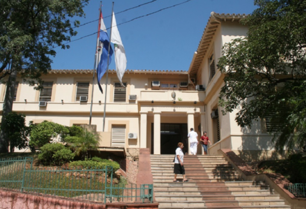 Salud da plazo a médicos extranjeros para regularizar su situación