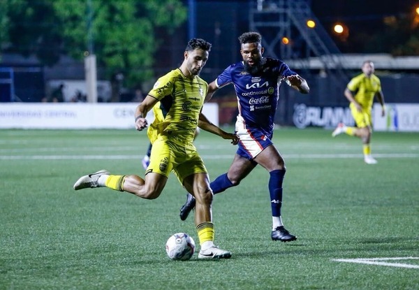 Nacional y Recoleta abren la jornada en Barrio Obrero