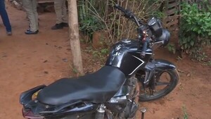 Detienen a dos presuntos cómplices de delincuentes por robo en joyería de Ñemby