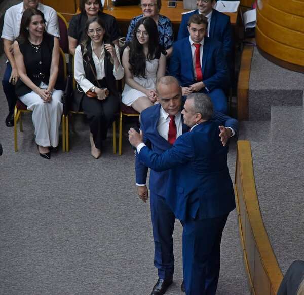 AUDIO: Basilio “Bachi” Núñez admite preocupación por caso Liseras y pide dictamen jurídico al Senado  - A La Gran 7-30 - ABC Color