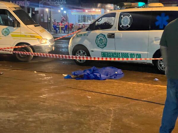 Popular / ¡Tragedia! Doña murió tras ser arrollada por una camioneta