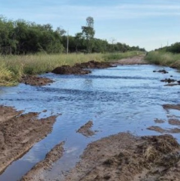 Clausuran caminos en el Chaco Central por exceso de lluvias y riesgo de accidentes