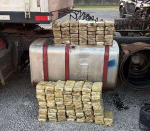Brasil: detienen a camionero paraguayo con cargamento de 132,9 kilos de cocaína  - ABC en el Este - ABC Color