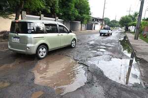 Luis Bello y la crisis vial en Asunción: bacheos “parche” sobre agua servida - Nacionales - ABC Color