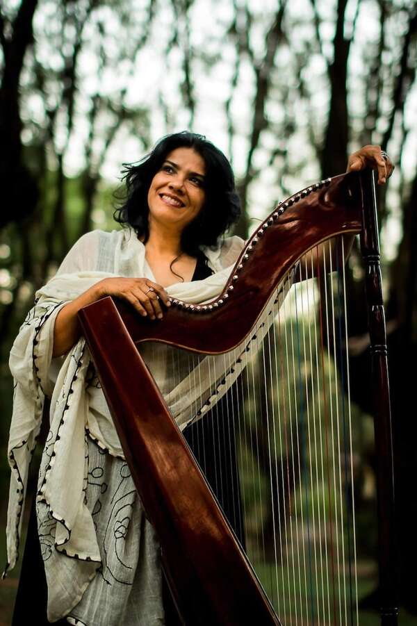 Norma Ortega explorará las texturas del arpa eléctrica en una noche de arte y naturaleza - Música - ABC Color