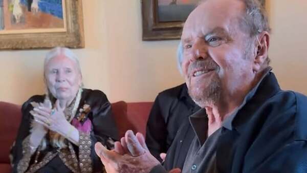 Jack Nicholson reaparece en una publicación de su hija Lorraine