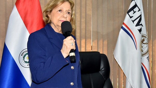 Presidenta del JEM remueve del cargo a "abogado" egresado de la universidad de Rivas