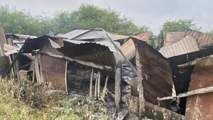 Trágico incendio en Puerto Casado deja un anciano fallecido