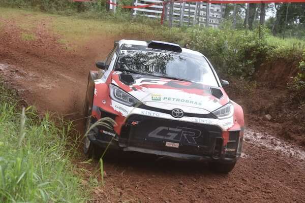 Rally de Paraguarí: Ale Galanti y Diego Cruz, los mejores del shakedown - ABC Motor - ABC Color