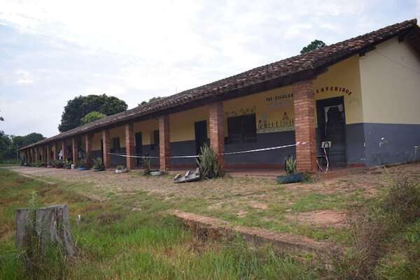 Carapeguá: MEC aún no mejora escuela con pabellón en peligro de derrumbe - Nacionales - ABC Color