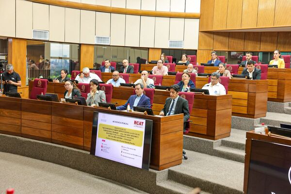 Nueva fórmula propone sumar productividad y PIB al salario mínimo - 5Días