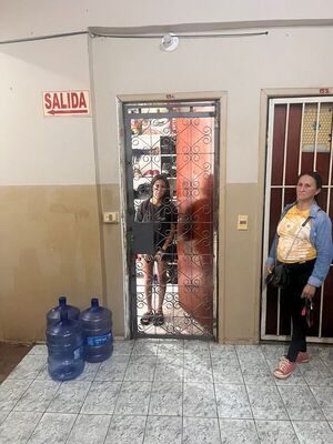 Rescatan a joven de un edificio en CDE y aprehenden a ciudadano libanés - ADN Digital