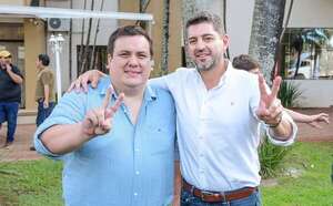 Alliana “se muestra” con Cesarito, en medio de la disputa por la Vice - Política - ABC Color